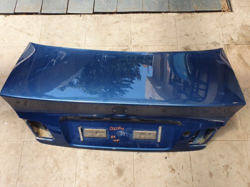 BMW E46 coupe kék topasblau csomagtér fedél ajtó üresen hibával