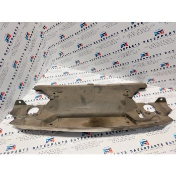   BMW E36 316i 318i 325tds hűtő feletti borítás motorburkolat légbeömlő