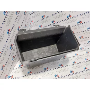 BMW E46 coupe sedan jobb hátsó csomagtér tároló rekesz