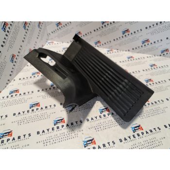 BMW E36 sedan touring compact gyári fekete lábpihentető láb pihentető   BMW E36 sedan touring compact gyári fekete lábpihentető láb pihentető