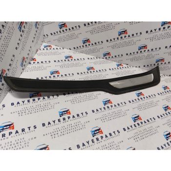 BMW E90 E91 M paket packet jobb hátsó küszöb belépő küszöbbelépő   BMW E90 E91 M paket packet jobb hátsó küszöb belépő küszöbbelépő