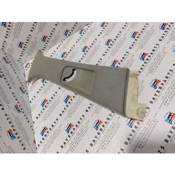  BMW E39 sedan touring jobb szürke B oszloptakaró oszlop takaró