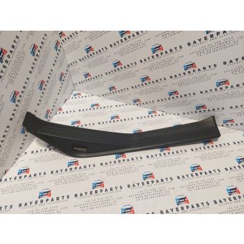 BMW E46 jobb hátsó fekete küszöbbelépő küszöb belépő takaró   BMW E46 jobb hátsó fekete küszöbbelépő küszöb belépő takaró