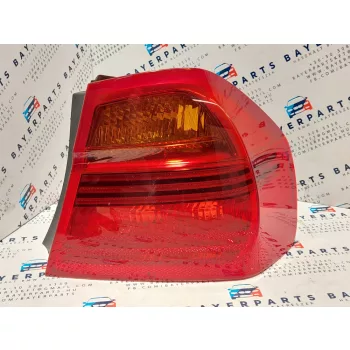 BMW E90 sedan jobb hátsó gyári lámpa