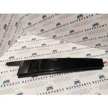   BMW E46 sedan fényes fekete high glossy shadowline jobb hátsó ajtó takaró léc díszléc
