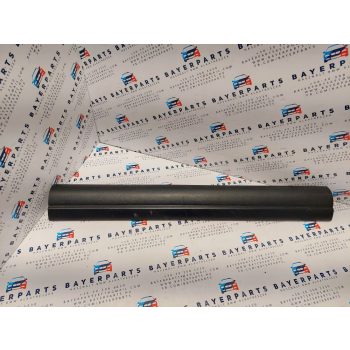 BMW E46 sedan touring fekete bal jobb első belső küszöb takaró küszöbtakaró borítás   BMW E46 sedan touring fekete bal jobb első belső küszöb takaró küszöbtakaró borítás