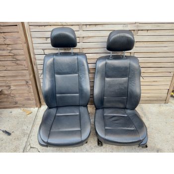 BMW E46 coupe fekete motoros memóriás bőr ülés bőrbelső ülés ülésszett belső   BMW E46 coupe fekete motoros memóriás bőr ülés bőrbelső ülés ülésszett belső