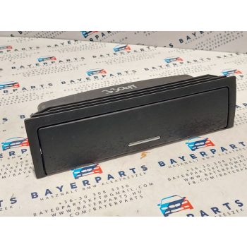 BMW E46 középső tároló szemüvegtartó box hamutartó konzol   BMW E46 középső tároló szemüvegtartó box hamutartó konzol