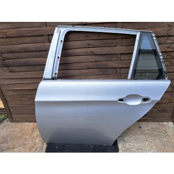 BMW E91 ezüst titansilber titansilver ezüst bal hátsó ajtó   BMW E91 ezüst titansilber titansilver ezüst bal hátsó ajtó
