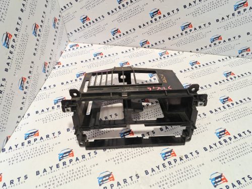 BMW E46 középső konzol rádió klímapanel középkonzol keret - kis hibával