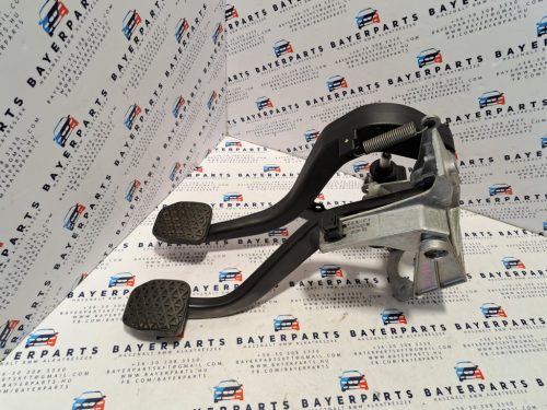 BMW E87 E90 pedálsor pedál fékpedál kuplung 