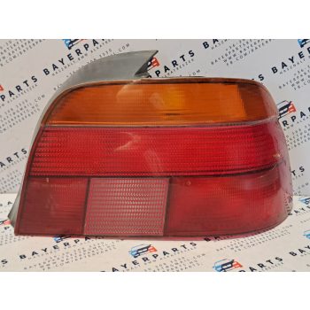 BMW E39 sedan bal hátsó sárga indexes lámpa eladó BMW E39 sedan bal hátsó sárga indexes lámpa eladó