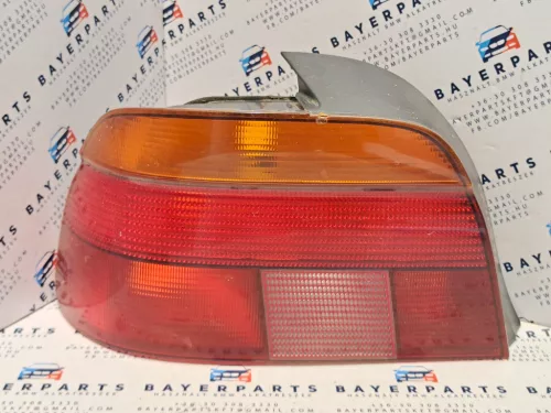 BMW E39 sedan bal hátsó sárga indexes lámpa 