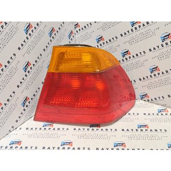 BMW E46 sedan jobb hátsó gyári sárga indexes lámpa BMW E46 sedan jobb hátsó gyári sárga indexes lámpa