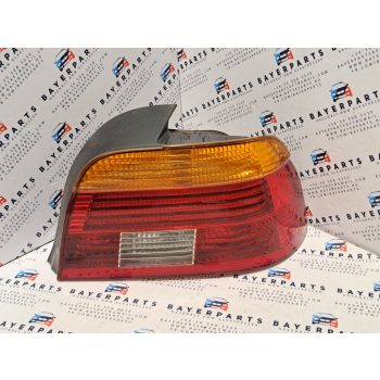 BMW E39 sedan jobb hátsó sárga indexes lámpa - hibás BMW E39 sedan jobb hátsó sárga indexes lámpa - hibás