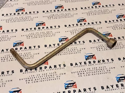 BMW E21 E30 E36 E46 E90 E28 E34 E39 E60 E32 E38 kerékkulcs kerék kulcs - rozsdás