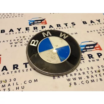 Bmw E46 E90 F30 stb. 74mm bontott hátsó embléma - kopott