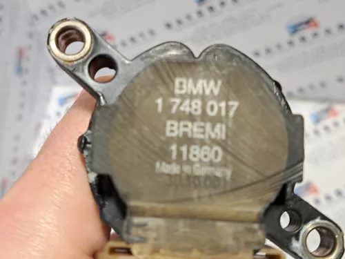 BMW E46 E39 E38 E31 Z8 hathengeres BREMI gyújtás trafó gyújtótrafó - kis hibával a pipán