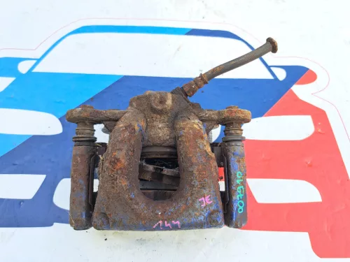 BMW E81 E82 E87 E88 116d 116i 118i 120i 118d 54/22 jobb első féknyereg fék nyereg konzol