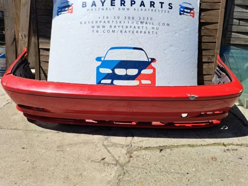 BMW E46 coupe piros hátsó lökhárító héj - sérült