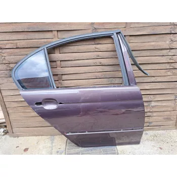 BMW E46 sedan lila jobb hátsó ajtó