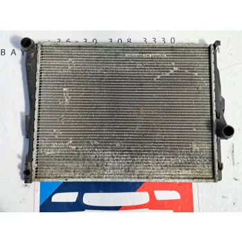   BMW E46 316 318 320 323 325 328 330 benzin diesel hűtő vízhűtő