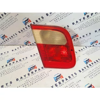   BMW E46 sedan facelift előtti bal hátsó csomagtér tolató lámpa világítás lámpa