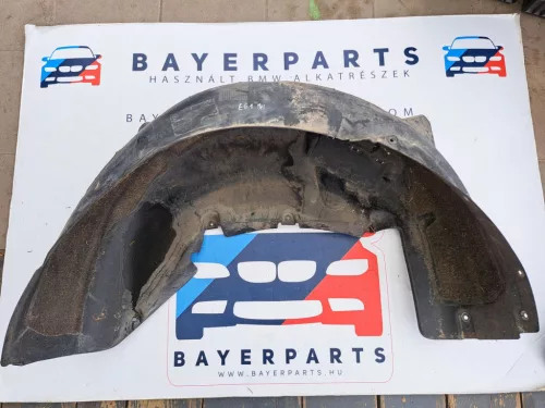 BMW E61 bal hátsó dobbetét