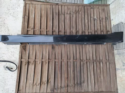 BMW E60 E61 sedan touring fekete bal küszöb borítás küszöbborítás 