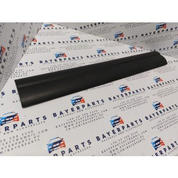BMW E90 E91 bal jobb első belső fekete küszöb takaró belépő küszöbtakaró borítás   BMW E90 E91 bal jobb első belső fekete küszöb takaró belépő küszöbtakaró borítás