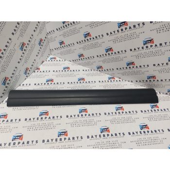 BMW E46 sedan touring fekete bal jobb első belső küszöb takaró küszöbtakaró borítás   BMW E46 sedan touring fekete bal jobb első belső küszöb takaró küszöbtakaró borítás