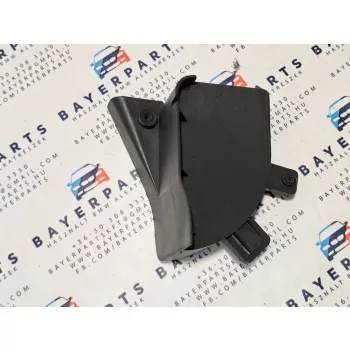 BMW E46 sedan csomagtartó zártakaró műanyag burkolat