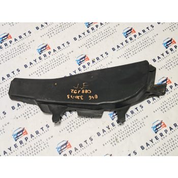   BMW E46 sedan touring coupe compact jobb első motortér szélvédő alatti burkolat borítás