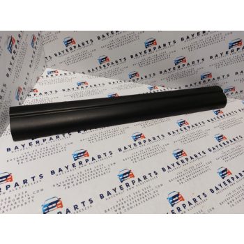 BMW E46 sedan touring fekete bal jobb első belső küszöb takaró küszöbtakaró borítás   BMW E46 sedan touring fekete bal jobb első belső küszöb takaró küszöbtakaró borítás