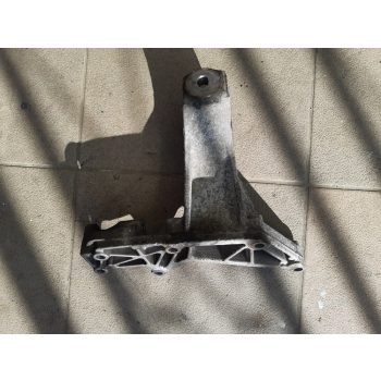 BMW E46 318d 320d M47 M47N bal motortartó bak alu konzol BMW E46 318d 320d M47 M47N bal motortartó bak alu konzol