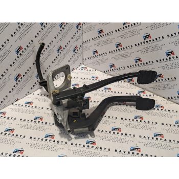   BMW E46 manuális  váltós pedál fékpedál kuplung konzol pedálsor