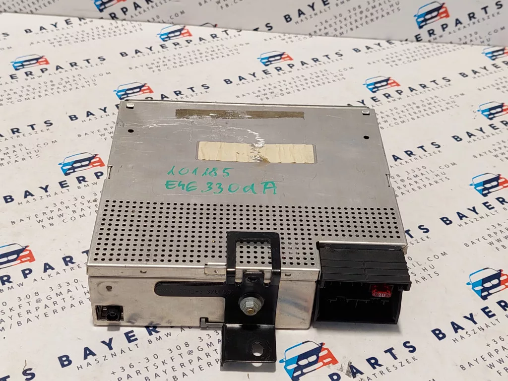 BMW E46 gyári BM54 rádió erősítő - bayerparts.hu - BMW alkat