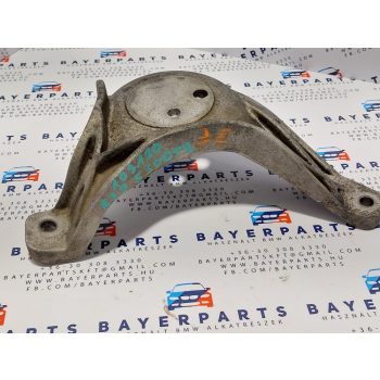 BMW E39 525d 530d M57 184le jobb motortartó konzol bak BMW E39 525d 530d M57 184le jobb motortartó konzol bak