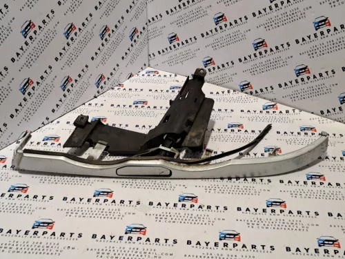 BMW E46 sedan touring bal első ezüst titansilber fényszórómosós lámpamosó bajuszléc bajusz léc