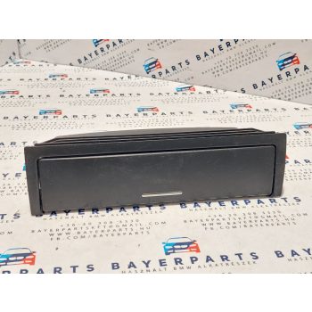 BMW E46 középső tároló szemüvegtartó box hamutartó konzol   BMW E46 középső tároló szemüvegtartó box hamutartó konzol