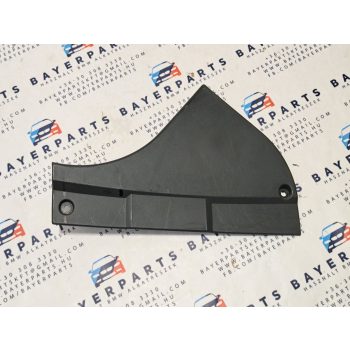 BMW E39 sedan touring fekete középkonzol kardánbox kézifék oldalsó takaró műanyag borítás   BMW E39 sedan touring fekete középkonzol kardánbox kézifék oldalsó takaró műanyag borítás