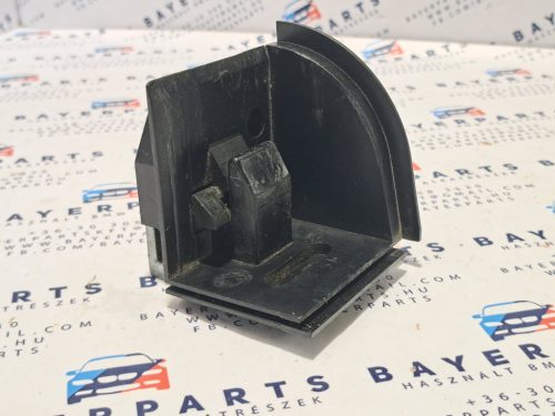 BMW E46 E39 E61 E83 X3 touring csomagtér rolós roló kalaptartó bal hátsó tartó rögzítő konzol
