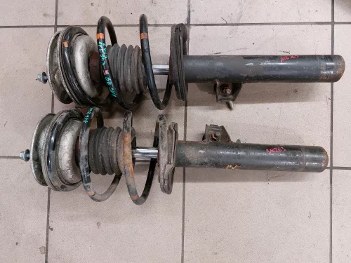 BMW E46 316i 318i gólyaláb lengéscsillapító rugó pár