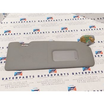 BMW E81 E82 E87 szürke jobb napellenző BMW E81 E82 E87 szürke jobb napellenző