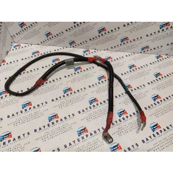   BMW E87 E90 E91 118d 120d 318d 320d M47N2 generátor indítómotor pozitív kábel csatlakozó
