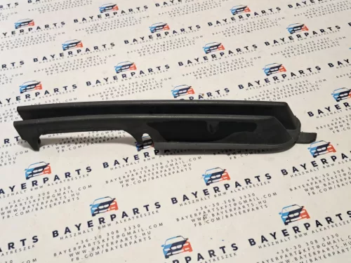 BMW E46 sedan touring  lökhárító bal első alsó rács 
