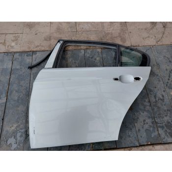BMW E90 ezüst titansilber titansilver ezüst bal hátsó ajtó   BMW E90 ezüst titansilber titansilver ezüst bal hátsó ajtó