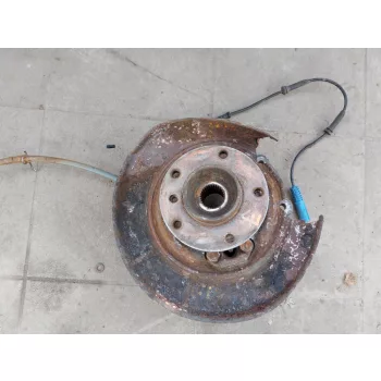   BMW E39 520i 523i 525 528i 530i 530d sedan jobb hátsó csonkállvány tengelycsonk kerékagy