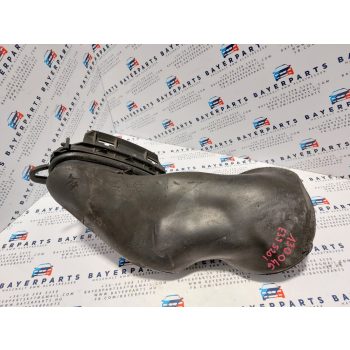 BMW E39 520i 523i 525tds 528i 535i 540i bal pollenszűrő légbeömlő levegő cső könyök   BMW E39 520i 523i 525tds 528i 535i 540i bal pollenszűrő légbeömlő levegő cső könyök