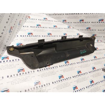 BMW E46 pollenszűrőház fedél alsó rész pollen szűrő ház tűzfal fűtésbox borítás   BMW E46 pollenszűrőház fedél alsó rész pollen szűrő ház tűzfal fűtésbox borítás